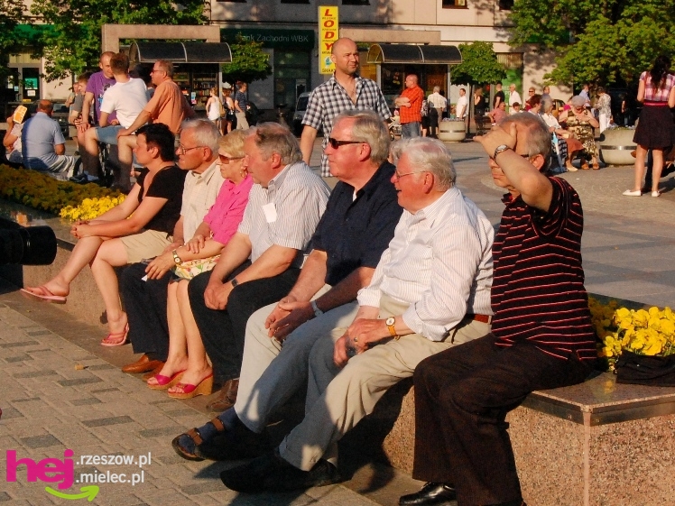 Barwny i długo koncert zakończył europejskie spotkanie w Mielcu - część II