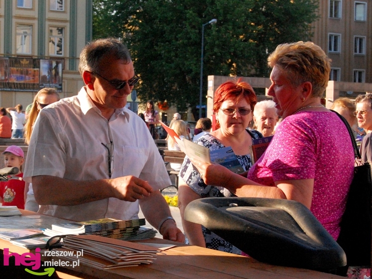 Barwny i długo koncert zakończył europejskie spotkanie w Mielcu - część II