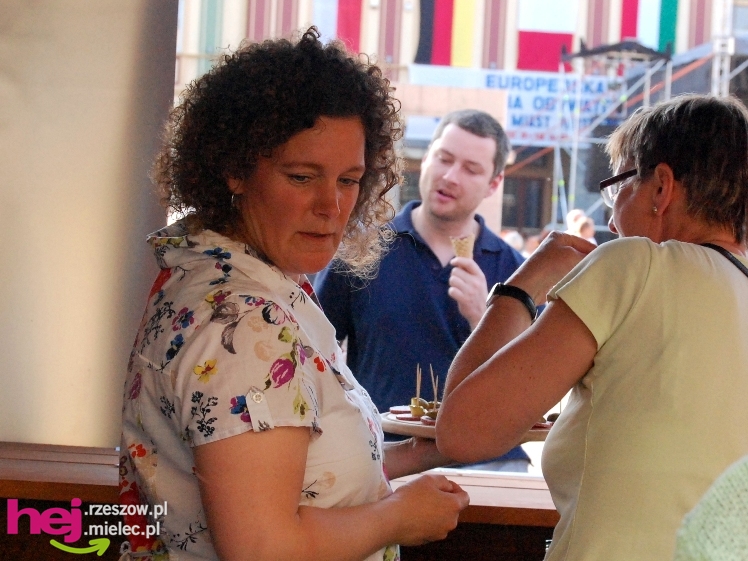 Barwny i długo koncert zakończył europejskie spotkanie w Mielcu - część II