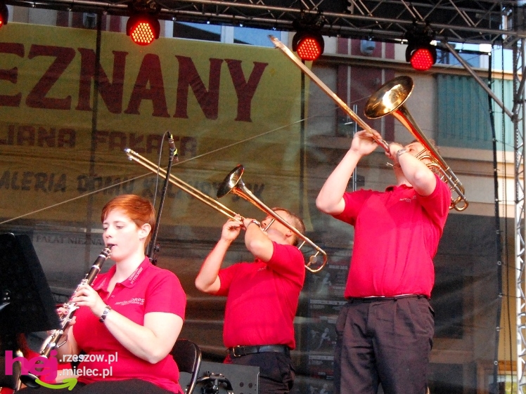 Barwny i długo koncert zakończył europejskie spotkanie w Mielcu - część II