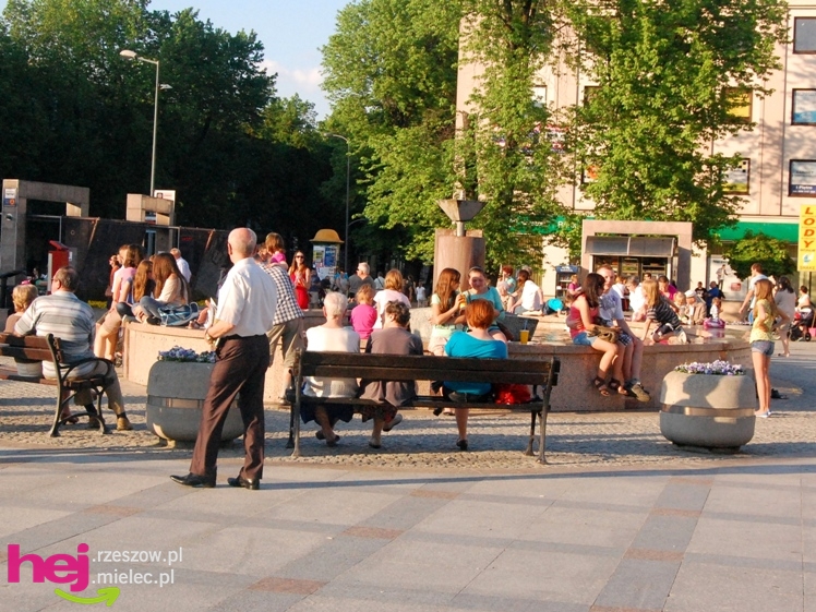 Barwny i długo koncert zakończył europejskie spotkanie w Mielcu - część II