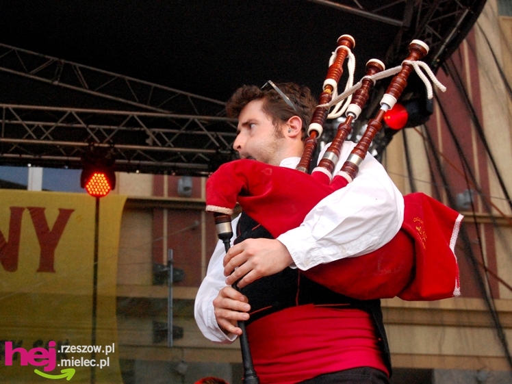 Barwny i długo koncert zakończył europejskie spotkanie w Mielcu - część II