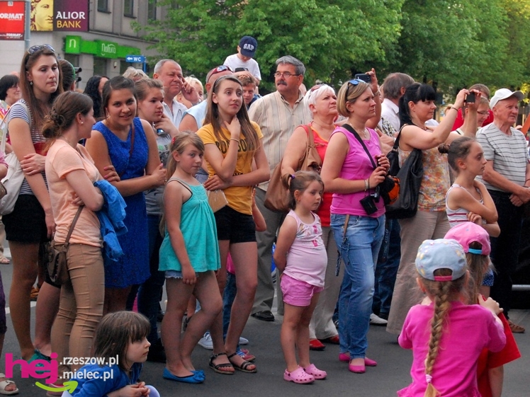 Barwny i długo koncert zakończył europejskie spotkanie w Mielcu - część II