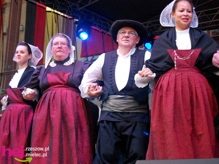 Barwny i długo koncert zakończył europejskie spotkanie w Mielcu - część II