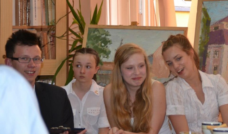 Poeci na wyjeździe. Z ?Artefaktami? w Stalowej Woli