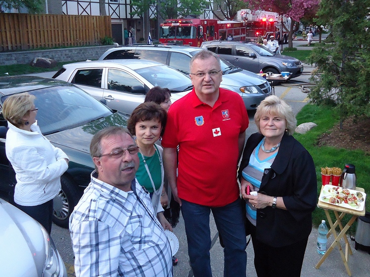Mielczanie z Kanady na tradycyjnym spotkaniu. Przy okazji pomogli w akcji gaśniczej