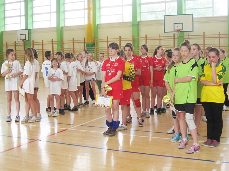 Młode piłkarki ręczne z Przecława zdobyły Mistrzostwo Podkarpacia!