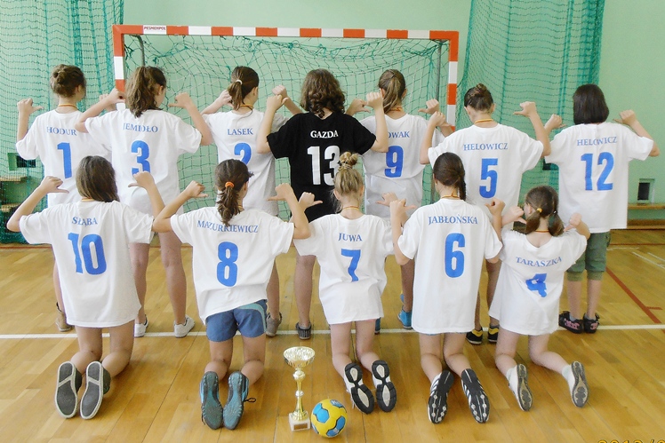 Młode piłkarki ręczne z Przecława zdobyły Mistrzostwo Podkarpacia!