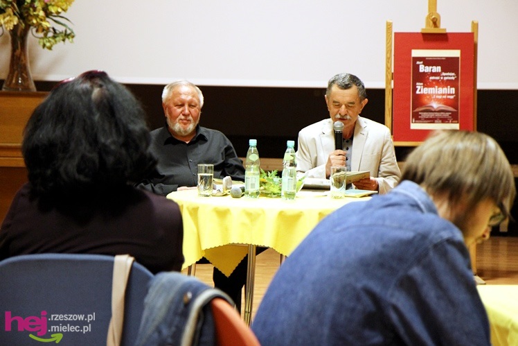 Józef Baran i Adam Ziemianin prezentują najnowsze książki