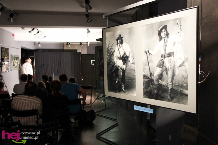 Teatr po całości, czyli Noc Muzeów 2013 w Jadernówce - część I