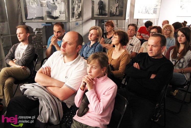 Teatr po całości, czyli Noc Muzeów 2013 w Jadernówce - część I