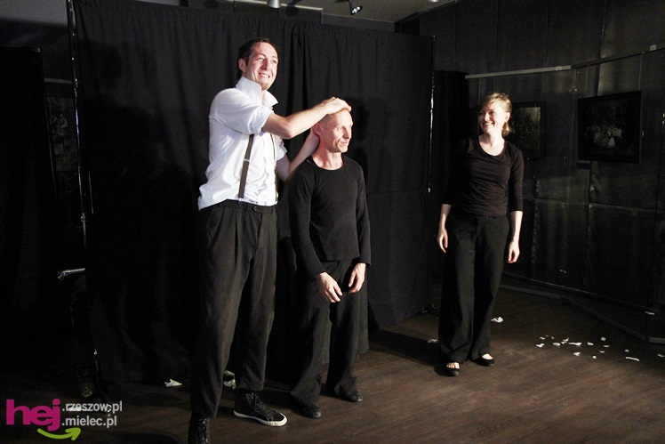 Teatr po całości, czyli Noc Muzeów 2013 w Jadernówce - część II