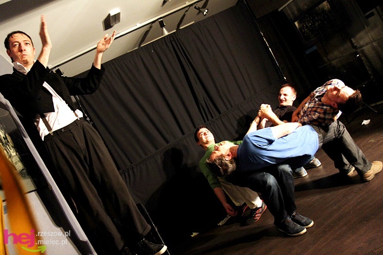 Teatr po całości, czyli Noc Muzeów 2013 w Jadernówce - część II