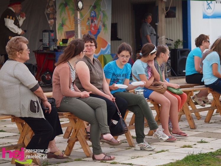 Familiada na lądowisku. Trwają Majowe Dni Tuszowa Narodowego