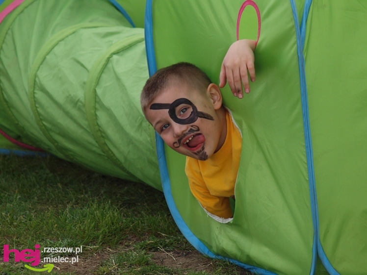 Familiada na lądowisku. Trwają Majowe Dni Tuszowa Narodowego