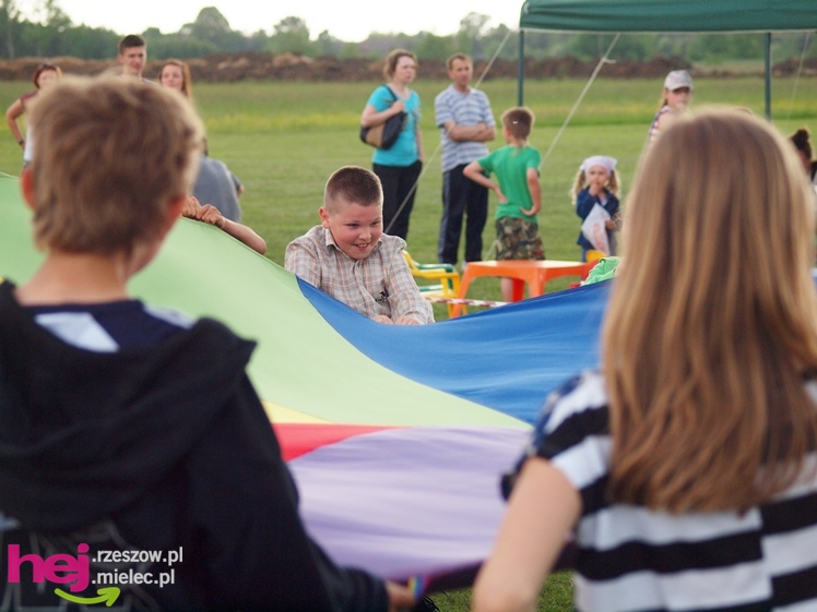 Familiada na lądowisku. Trwają Majowe Dni Tuszowa Narodowego