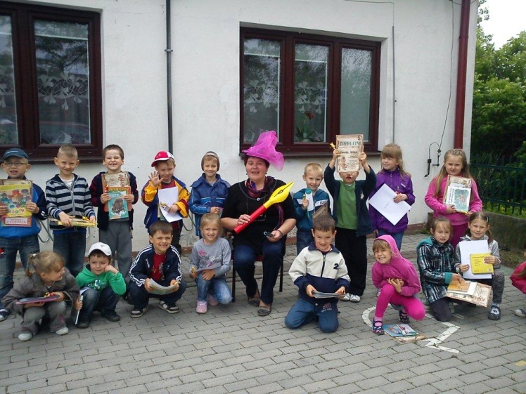 Biblioteka to magiczne miejsce. Dzieciaki z Gminy Mielec już o tym wiedzą