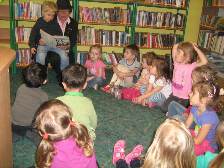 Biblioteka to magiczne miejsce. Dzieciaki z Gminy Mielec już o tym wiedzą