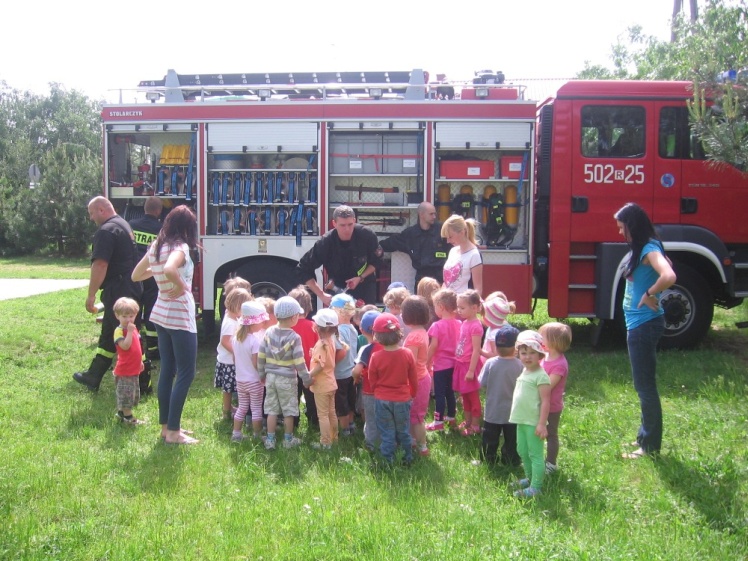 Strażacy w Przedszkolu ?Szczęśliwe Dziecko?
