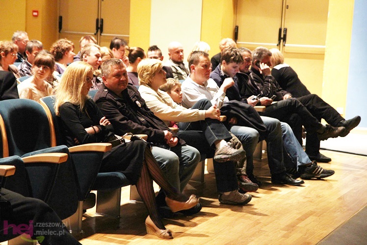 Poetycka rozmowa ze słuchaczami. Koncert Starego Dobrego Małżeństwa