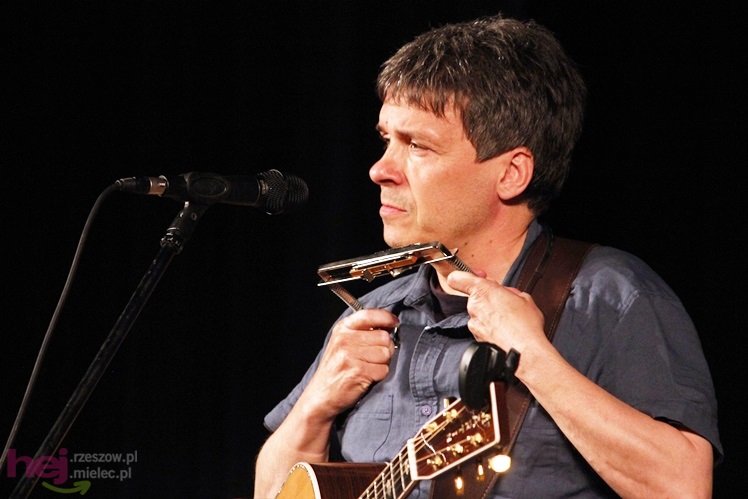 Poetycka rozmowa ze słuchaczami. Koncert Starego Dobrego Małżeństwa