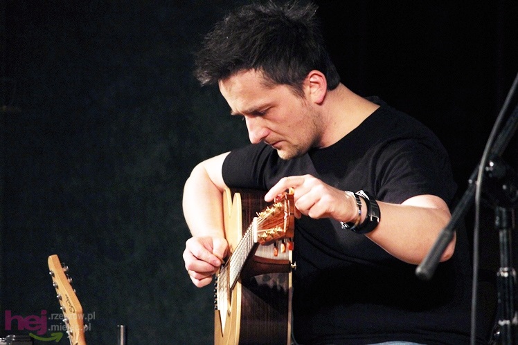 Poetycka rozmowa ze słuchaczami. Koncert Starego Dobrego Małżeństwa