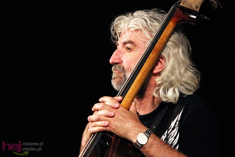 Poetycka rozmowa ze słuchaczami. Koncert Starego Dobrego Małżeństwa