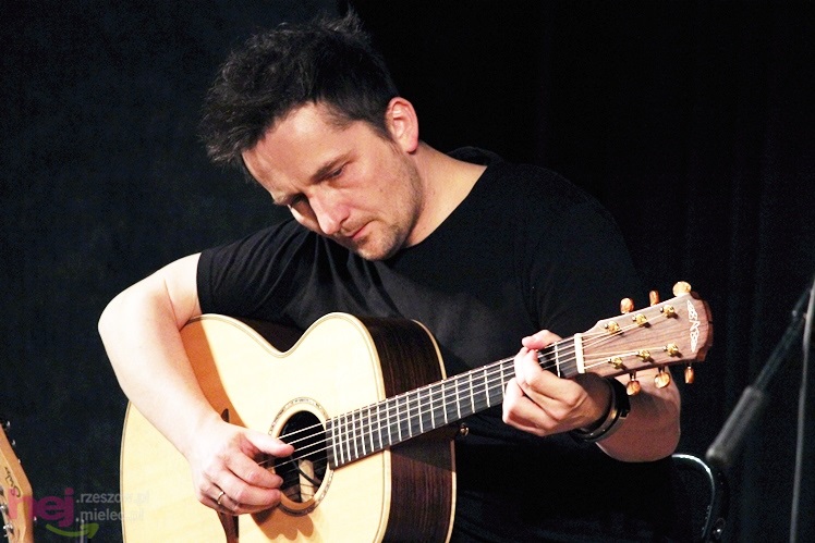 Poetycka rozmowa ze słuchaczami. Koncert Starego Dobrego Małżeństwa