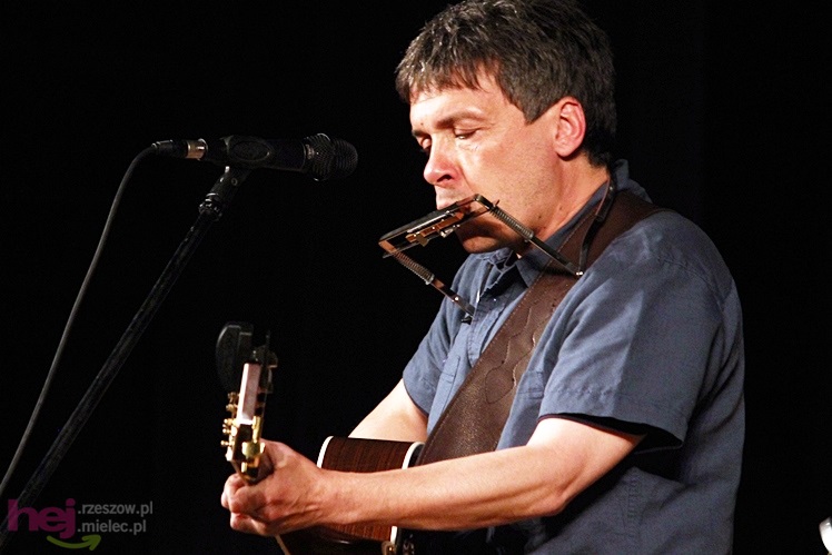 Poetycka rozmowa ze słuchaczami. Koncert Starego Dobrego Małżeństwa