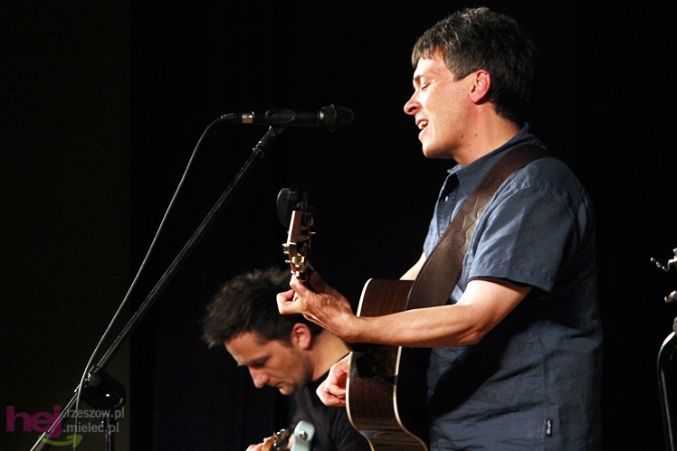 Poetycka rozmowa ze słuchaczami. Koncert Starego Dobrego Małżeństwa