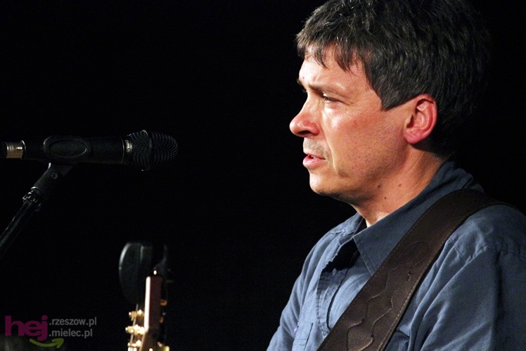 Poetycka rozmowa ze słuchaczami. Koncert Starego Dobrego Małżeństwa