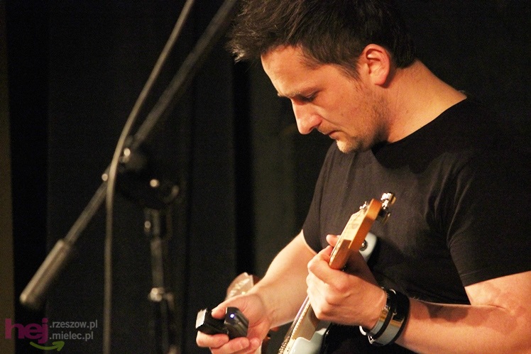 Poetycka rozmowa ze słuchaczami. Koncert Starego Dobrego Małżeństwa