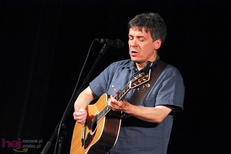 Poetycka rozmowa ze słuchaczami. Koncert Starego Dobrego Małżeństwa