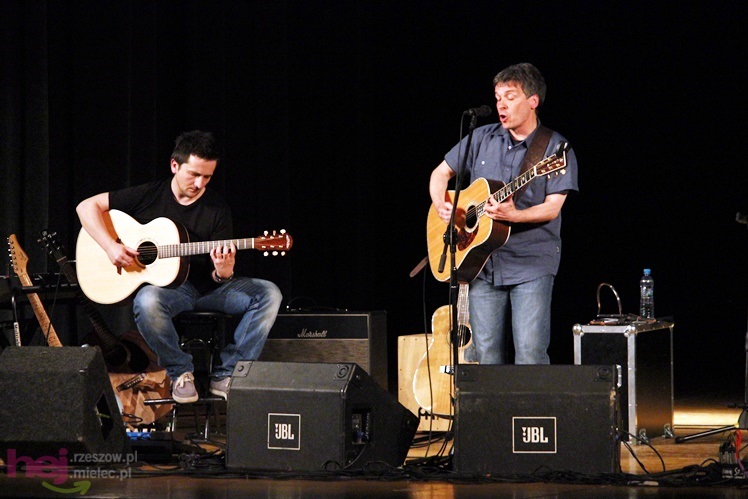 Poetycka rozmowa ze słuchaczami. Koncert Starego Dobrego Małżeństwa