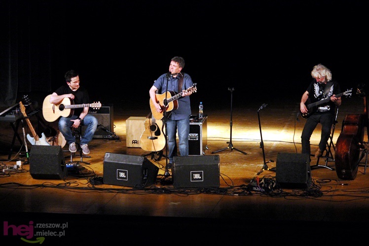 Poetycka rozmowa ze słuchaczami. Koncert Starego Dobrego Małżeństwa