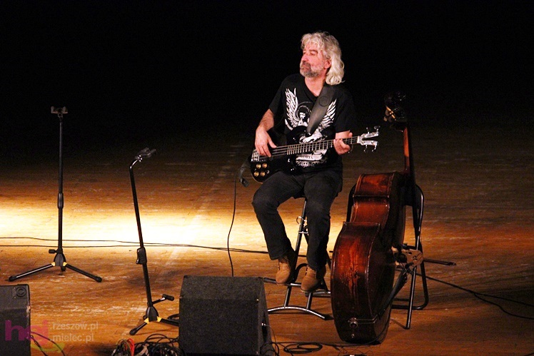 Poetycka rozmowa ze słuchaczami. Koncert Starego Dobrego Małżeństwa