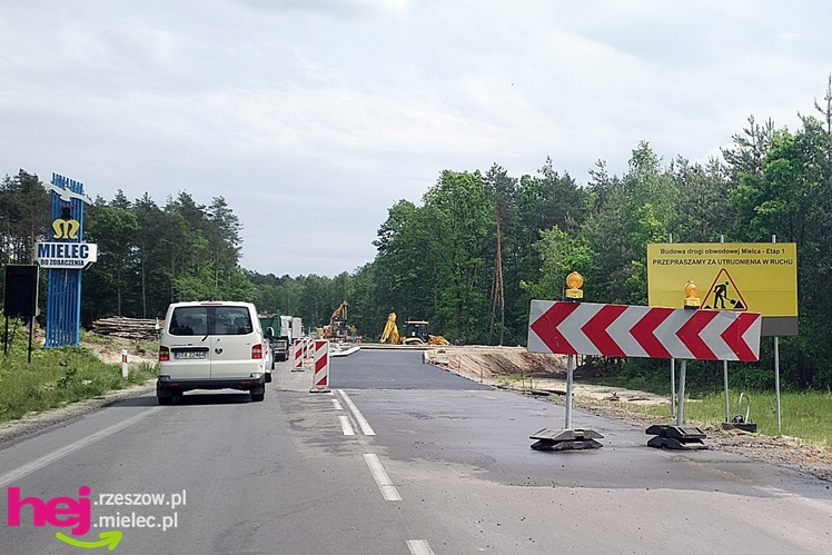 Spory ruch na budowie obwodnicy: wiadukty, rondo