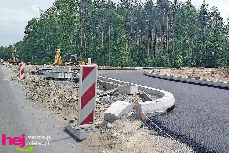 Spory ruch na budowie obwodnicy: wiadukty, rondo