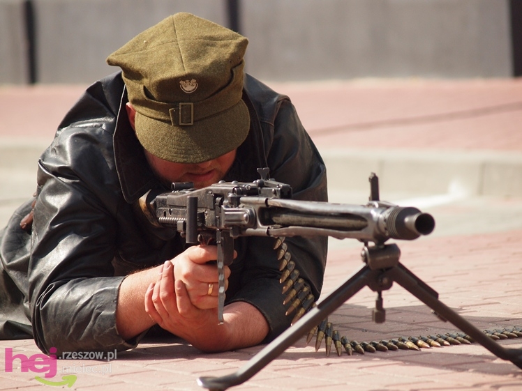 Zrekonstruowali rozbicie gestapowskiego więzienia