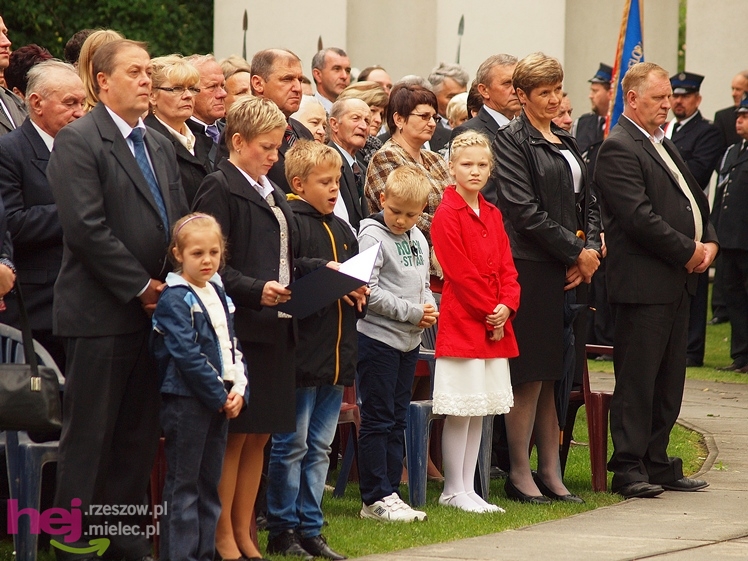 Uroczystość poświęcenia tablicy upamiętniającej osobę ppor. Józefa Burego w Zgórsku - część I