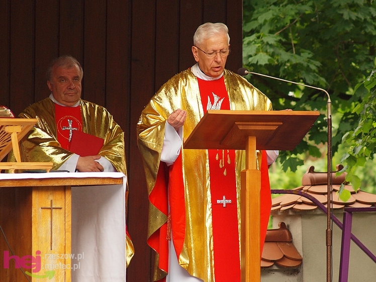 Uroczystość poświęcenia tablicy upamiętniającej osobę ppor. Józefa Burego w Zgórsku - część I