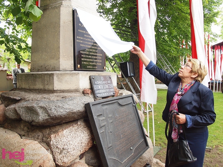 Uroczystość poświęcenia tablicy upamiętniającej osobę ppor. Józefa Burego w Zgórsku - część I