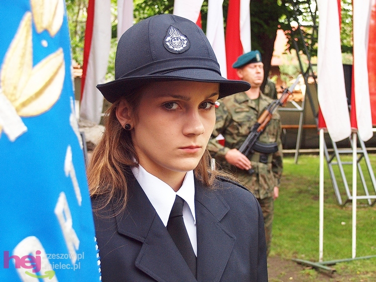 Uroczystość poświęcenia tablicy upamiętniającej osobę ppor. Józefa Burego w Zgórsku - część I