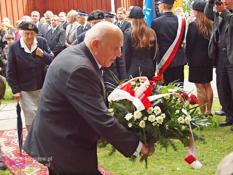 Uroczystość poświęcenia tablicy upamiętniającej osobę ppor. Józefa Burego w Zgórsku - część I