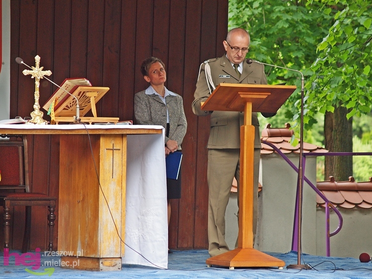Uroczystość poświęcenia tablicy upamiętniającej osobę ppor. Józefa Burego w Zgórsku - część I