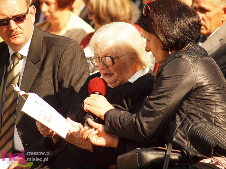 Uroczystość poświęcenia tablicy upamiętniającej osobę ppor. Józefa Burego w Zgórsku - część I
