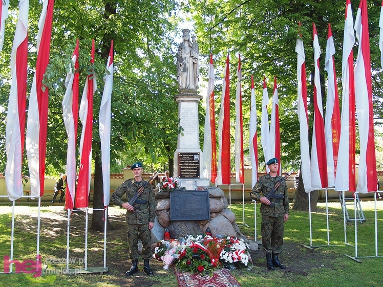 Uroczystość poświęcenia tablicy upamiętniającej osobę ppor. Józefa Burego w Zgórsku - część I