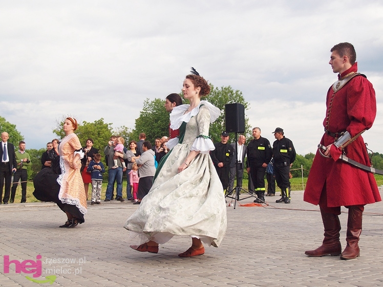 Uroczystość poświęcenia tablicy upamiętniającej osobę ppor. Józefa Burego w Zgórsku - część II