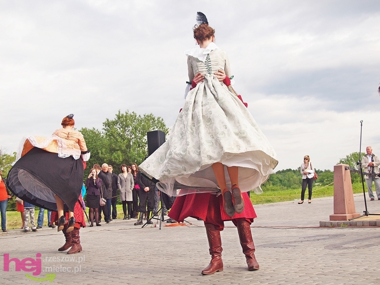 Uroczystość poświęcenia tablicy upamiętniającej osobę ppor. Józefa Burego w Zgórsku - część II