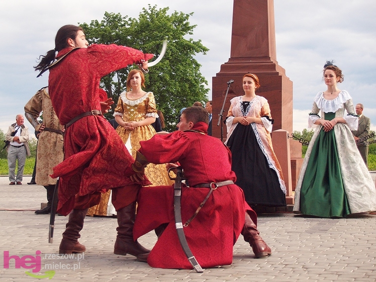 Uroczystość poświęcenia tablicy upamiętniającej osobę ppor. Józefa Burego w Zgórsku - część II